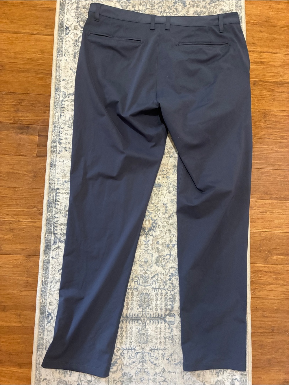 Rhône men’s size 36 Men's Navy commuter Pants - business casual - golf - Picture 4 of 5